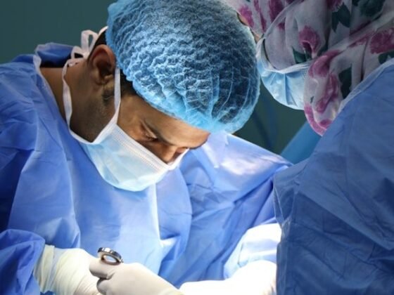 إصابات الركبة والكتف: متى تزور أفضل دكتور عظام في مصر؟